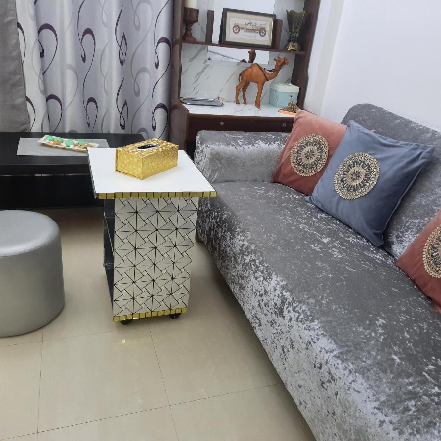 Beach Side Private Room At Sharjah-Dubai Border Luaran gambar